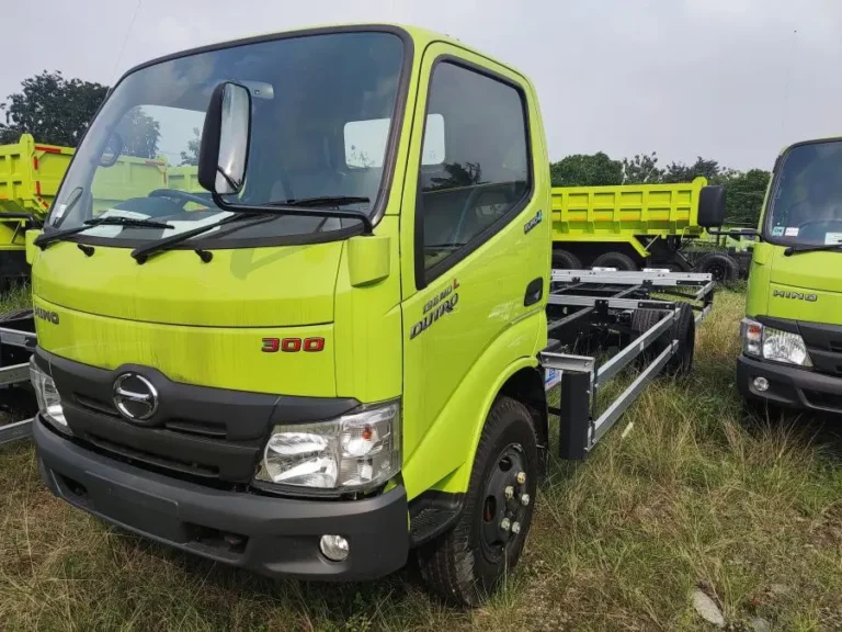 Hino 136 MDL