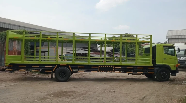 Hino FG 260 JU – Truk 4x2, GVWR 16 Ton | Harga & Spesifikasi