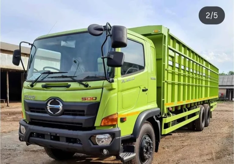 Hino FL 260 JW – Truk 6x2 Euro4 260 PS, GVW 26 Ton | Harga & Spesifikasi Lengkap
